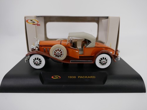 1930 Packard Boattail Speedster Brown 1/32 Diecast Model Car by Signature Models - Picture 11 of 24