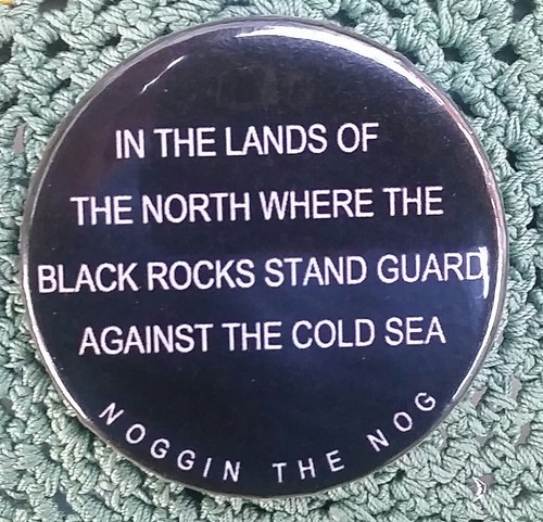 NOGGIN THE NOG - Auswahl aus 2 Designs - 38mm Abzeichen oder Magnet. Grolliffe Drache - Bild 2 von 6