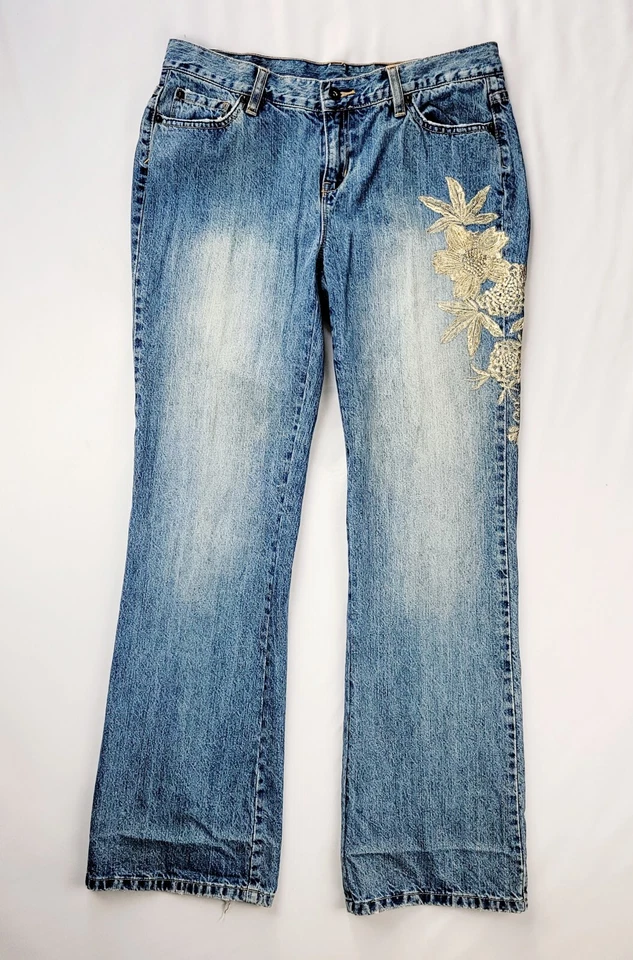 Jeans de tiro bajo Stamp 10 rectos bordados florales talla 10 Western Denim Foto 4 de 4