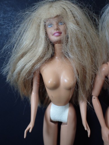 (4) Vintage 1966 Mattel Barbie Dolls - Picture 10 of 11