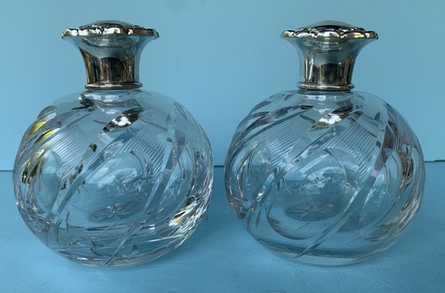 ANTIQUE-CRYSTAL-STERLING SILVER-VANITY-SET-PERFUMES-POWDER-BRUSH-MIRROR-5 pieces - Picture 2 of 22