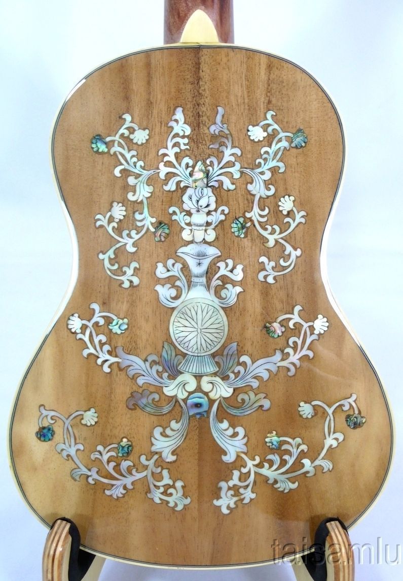 Ukelele Tenor Acacia koa sólido, Madre de Perla con incrustaciones de clásica, Estuche Duro, HUA533 Ukelele Tenor Acacia koa sólido, Madre de Perla con incrustaciones de clásica, Estuche Duro, HUA533