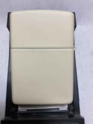 1997 “PLANET”New Zippo  “NO ADDITIVES” 100% tobacco lighter. “ONLY 150 MADE” NEW - Picture 3 of 5