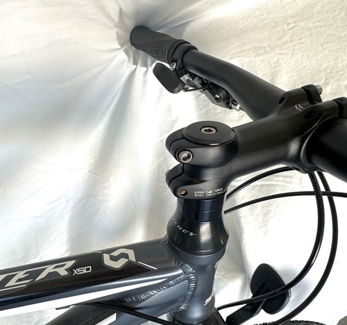 Scott Sportster X50 Hybrid Bike 24 Speed 18" Seat Tube Black 700c Near-New - Picture 9 of 10