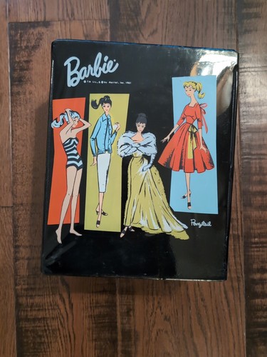 Vintage Vinyl 1961 Barbie Koffer mit Uneeda Barbie Clone, Ken, Kleidung, Zubehör - Bild 5 von 19