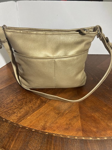 The Sak Pebble Gold Leather Shoulder Bag Metallic Purse - Picture 4 of 8