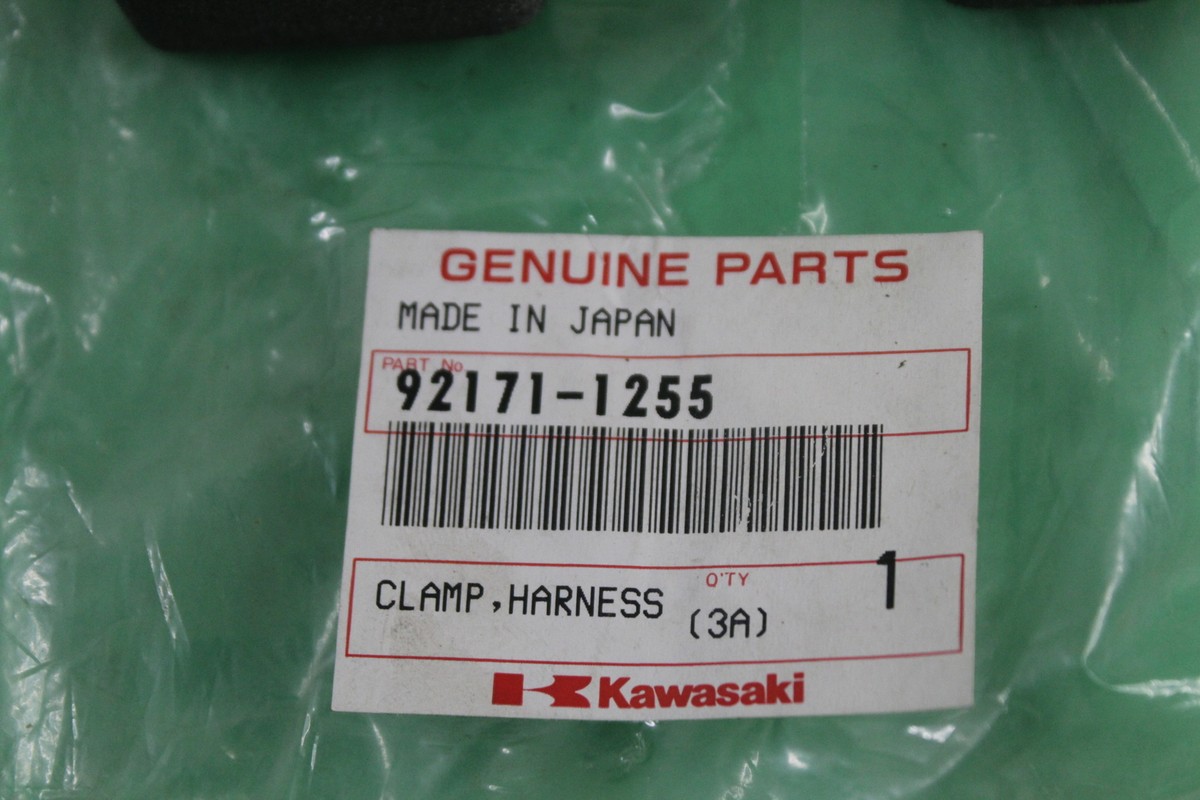 NOS OEM KAWASAKI ZX1200 ZX 1200 NINJA HARNESS CLAMP 92171