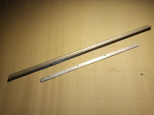 Wartburg 353 Tourist 2x Profilleiste für Lehne Sitzbank hinten - Bild 1 von 4