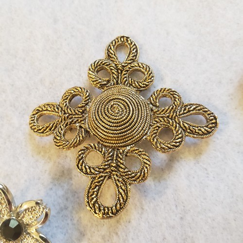 Brooch Lot 12 Piece Vtg Now Gold/Silver Tone Mostly Unsigned Flower Heart Circle - Picture 5 of 19