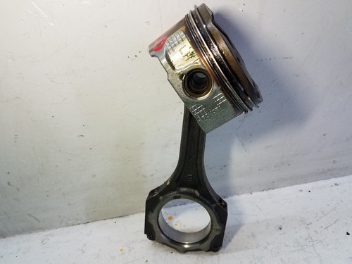 2006 Lexus GS300 3.0L Left Side Engine Piston And Connecting Rod 31010 (M149) - Picture 2 of 5