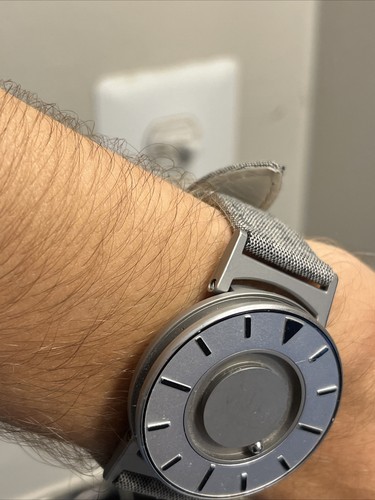Eone The Bradley Grey Futuristic 40mm Men’s Watch - New Battery! - Picture 7 of 10