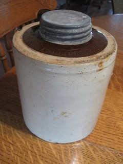 THE STONE MASON Vtg Stoneware Crock Jar Primitive brown Glazed PATENTED jug
