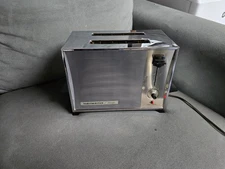 Vintage Toastmaster Sovereign Toaster B112 Chrome 2 Slice