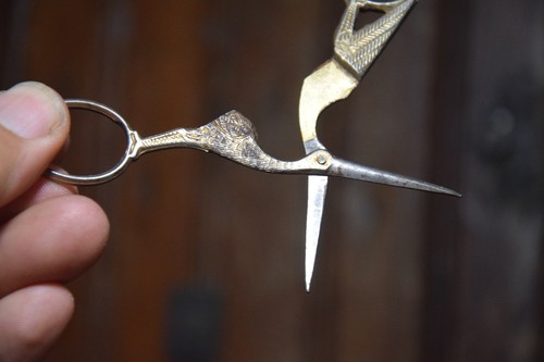 CRANE ART NOUVEAU ENGRAVED PLATED STEEL SCISSORS VINTAGE 1910s GRIFFON GERMANY - Picture 7 of 23