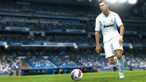 PES 2013: Pro Evolution Soccer Xbox 360 (PC) (UK IMPORT) - Picture 2 of 5