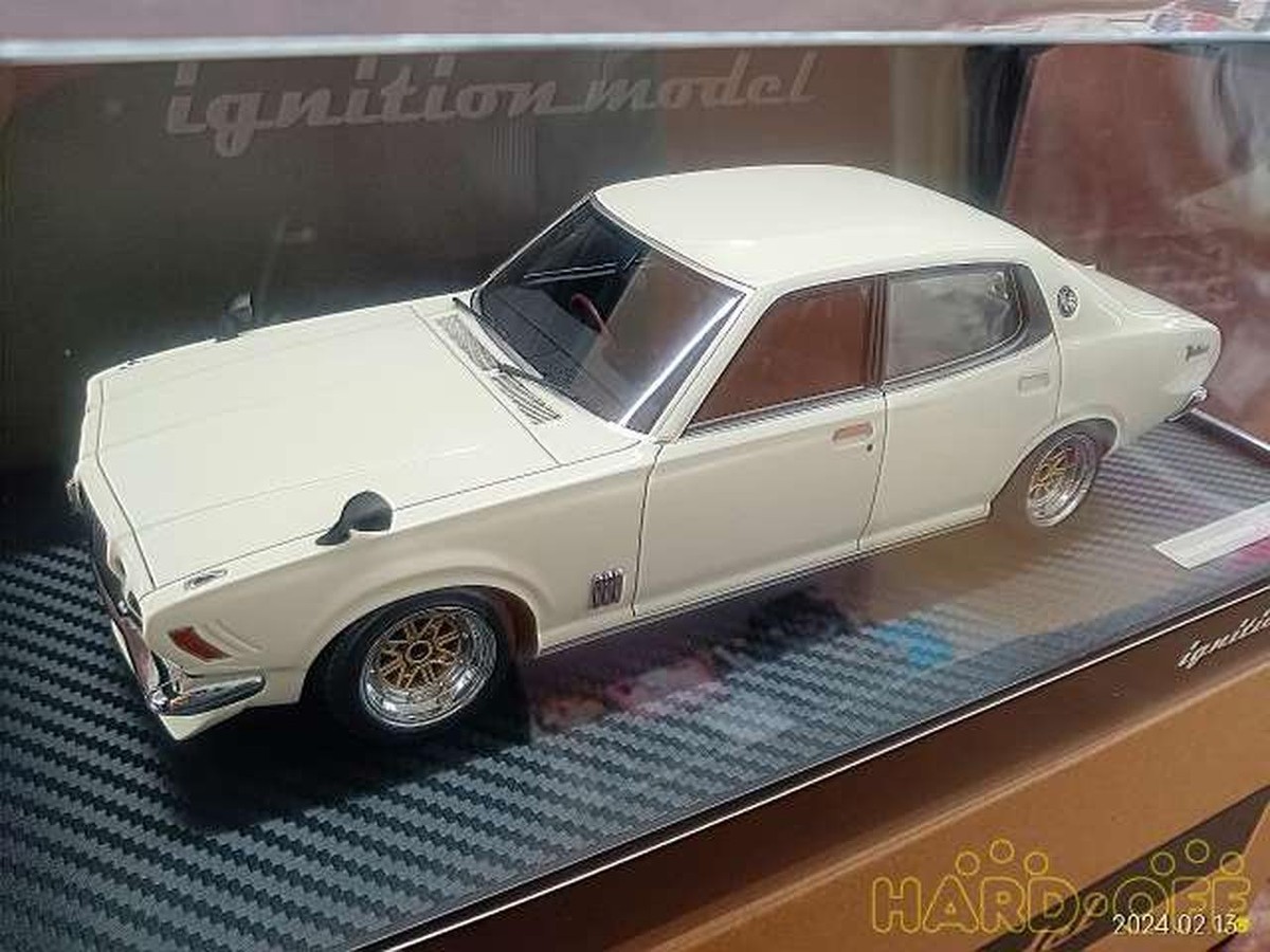 ミニカー ignition model Nissan Bluebird U 2000GTX New Colour Ignition Model Nissan Bluebird U 2000GTX (G610