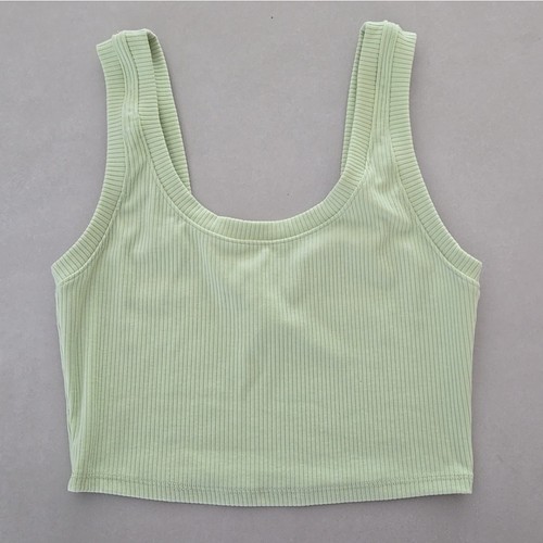 Tanque de bienestar acanalado de yoga ALO té verde hielo como nuevo talla S - Imagen 6 de 7