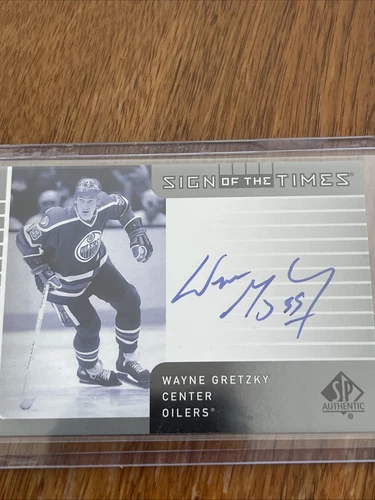 SP Authentic - Sign of the Times 2021-22 SP Authentic Wayne Gretzky On Card Auto