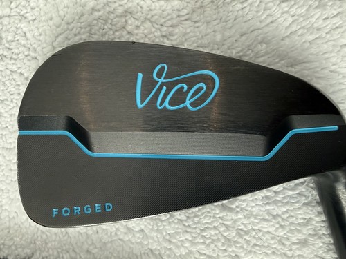 Juego de hierro Vice Golf VGi01 - negro - rígido - 4-PW