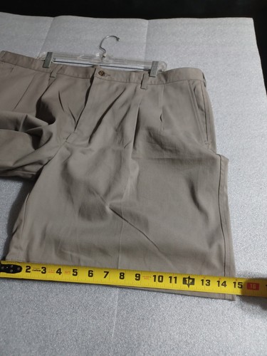 Haggar Classic Khaki 100% Cotton Pleated Shorts Size 44 - NEW - Picture 6 of 12