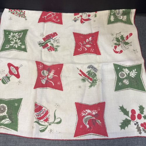 Pair of vintage mid-century Christmas table runners 18x28 - Picture 3 of 3