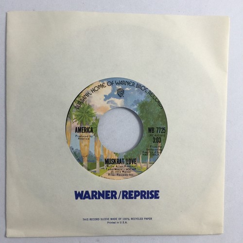 AMERICA : Muskrat Love / Cornwall Blank 7” 45 MINT NOS 1973 Warner Brothers 7725 - Picture 4 of 4