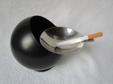 Quist Kugelascher 70er Jahre Design Klapp-Aschenbecher schwarz/chrom 10cm