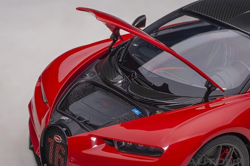 AUTOart 1/18 Bugatti Shillong Sport 2019 Red / Carbon Black 70996 - Picture 12 of 12