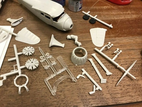 ESCI ERTL 4104 1:48 - STINSON RELIANT SR-9 COMPLETO INIZIATO - Foto 6 di 7