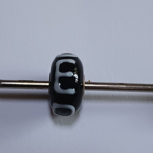 Authentic Trollbeads P E A C E Peace Black Base Unique Ooak Bead Retired HTF - Picture 5 of 7