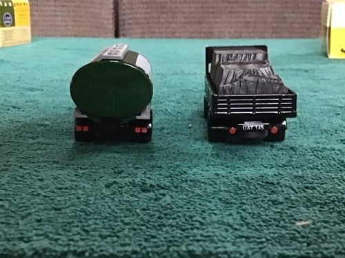 Vanguards Diecast Ford Thames Castrol Tanker & Commer Dropside Guinness Trucks - Picture 3 of 13