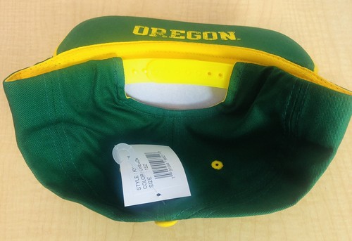 Oregon DUCKS Mütze Kappe grün und gelb bestickt Logo Jugend Druckknopflasche NEU! - Bild 3 von 3