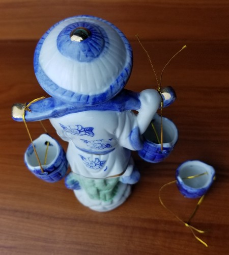 Blue White Vintage Asian Chinese Fisherman with 3 Bait Water Buckets Oriental - Picture 6 of 10