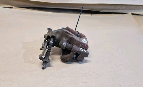 09-2015 TOYOTA PRIUS 1.8 PETROL HYBRID MK3 DRIVER SIDE RIGHT REAR BRAKE CALIPER - Picture 2 of 5