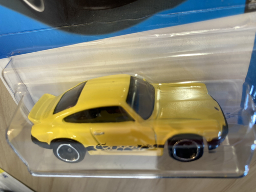 Hot wheels x 5 Porsche collection 911 Turbo Cabriolet 911 GT3 Taycan 911 Carrera - Picture 10 of 14