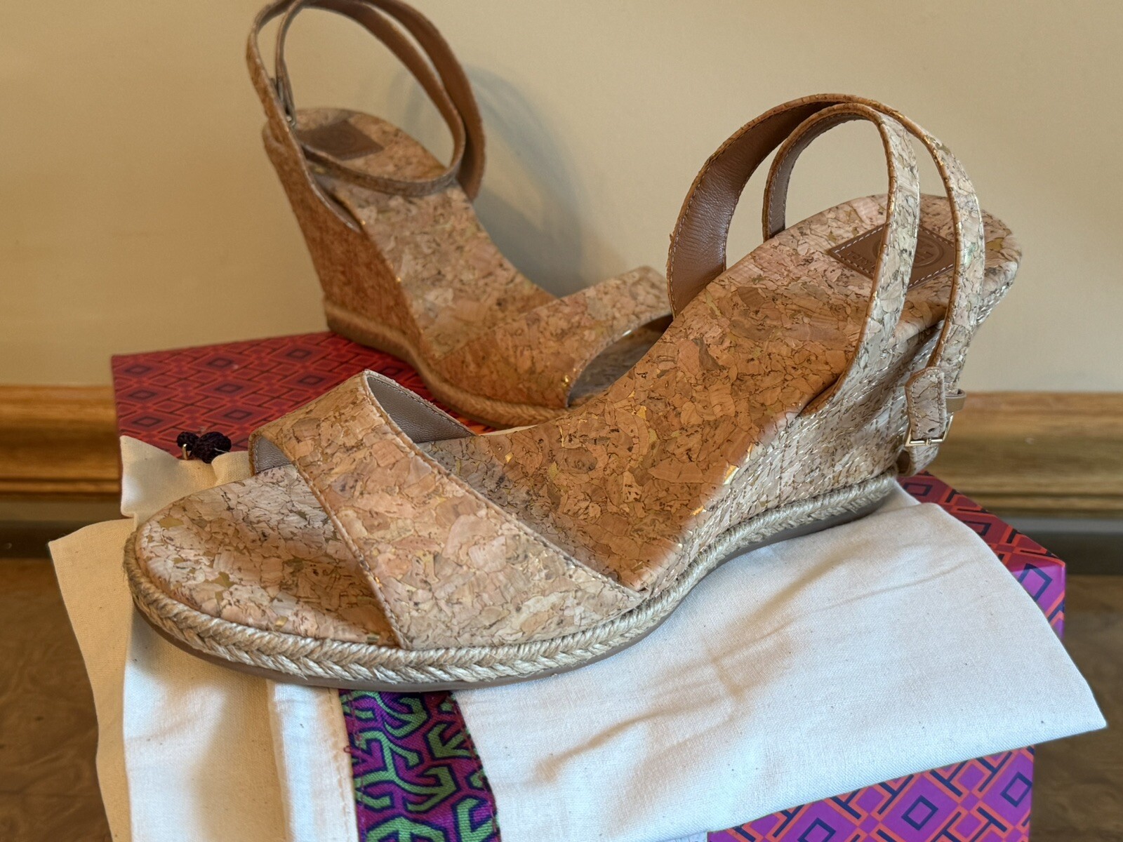 Picture 2 of 4