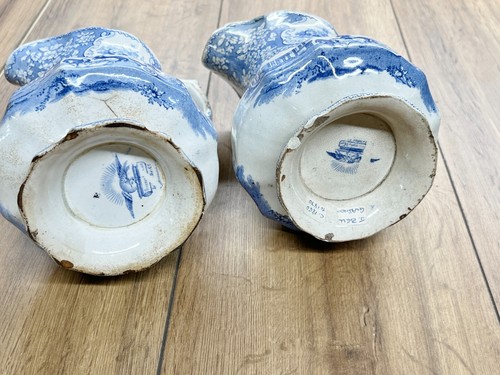 COPPIA DI BROCCHE VINTAGE C. 1860 J&M.P.B CO CAMPANA CERAMICA GLASGOW BLU E BIANCO - Foto 9 di 13