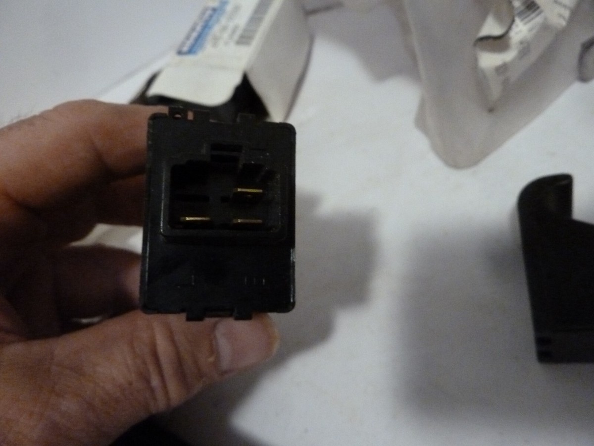 Komatsu 416-06-22250 Flasher Denso relay 066500-3540 | eBay