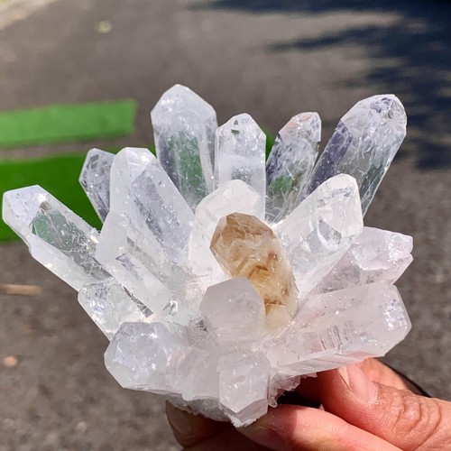 310G New Find white+yellow Phantom Quartz Crystal Cluster Mineral Specimen - Picture 11 of 23