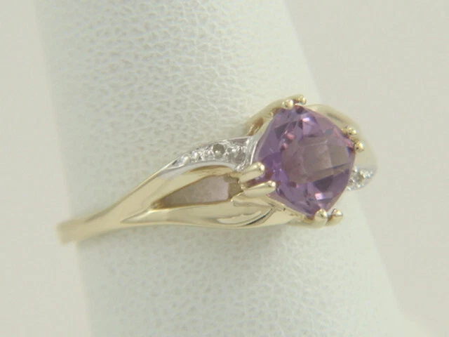 Juego de anillo y collar colgante de diamantes amatista corte tablero a cuadros de oro amarillo de 10 quilates Foto 4 de 4