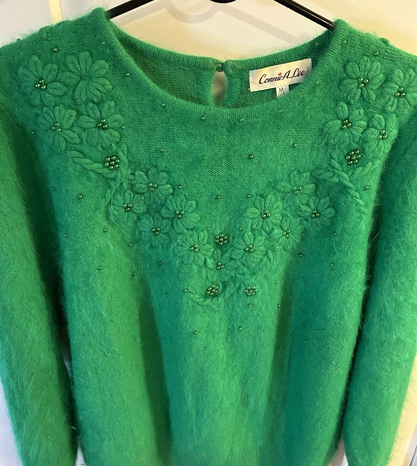 Suéter Connie Lee Angora Flores Cuentas Mediano/Lg Verde Difuso Vacaciones Primavera Foto 3 de 4