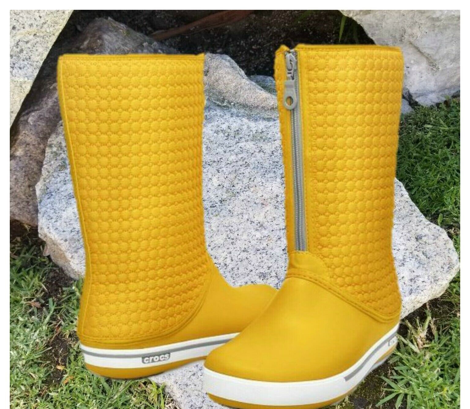 yellow crocs size 4