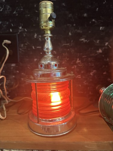 2 Vintage Underwriters Laboratories 1970's Nautical Red Green Glass Lamps - Picture 8 of 15