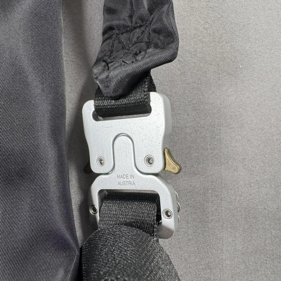 1017 ALYX 9SM Backpack Black Rollercoaster Cobra Buckle Drawstring Dustbag - Image 3 of 4