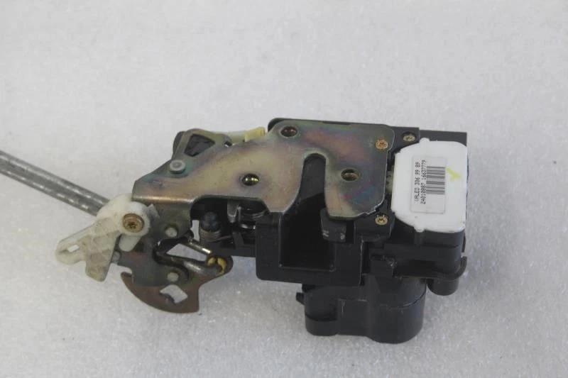 1997 1998 1999 2000 2001 2003 2004 BUICK REGAL ЛЕВАЯ ЗАДНЯЯ ДВЕРЬ ЗАМОК ПРИВОД - Изображение 3 из 4