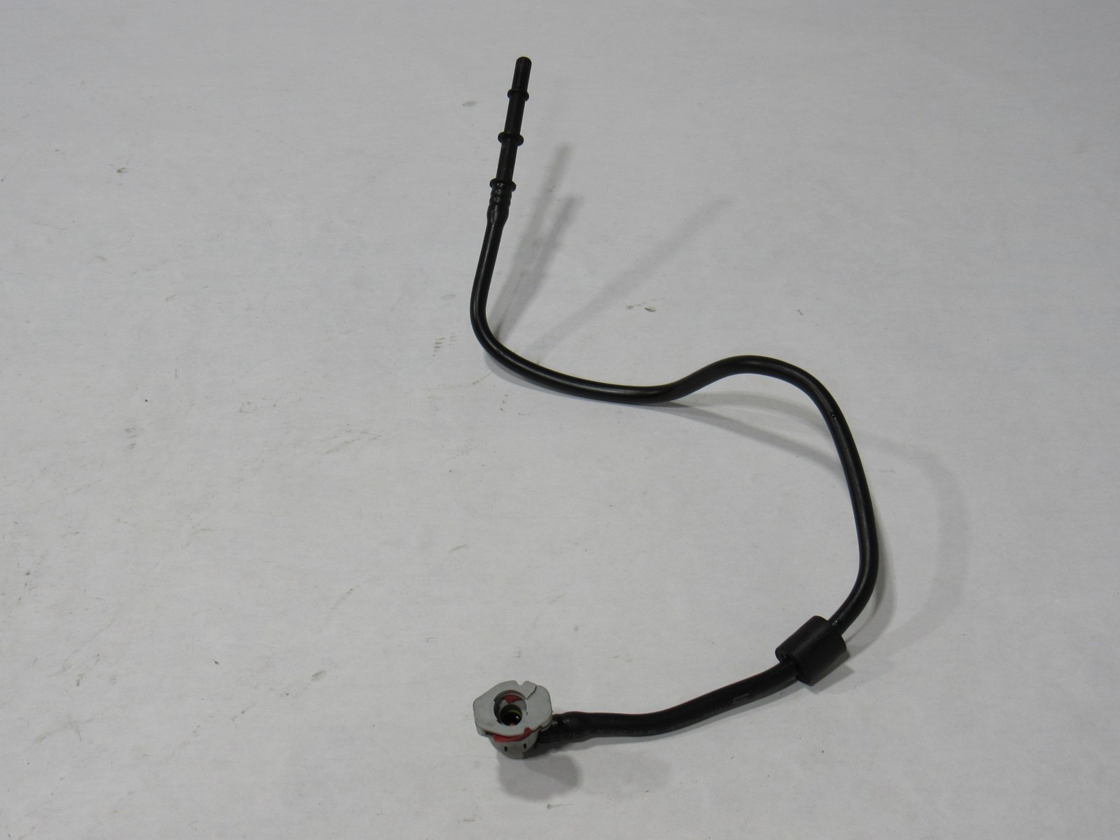 14-20 BMW I8 2015 Fuel Feed Hose Pipe Line Tube :M