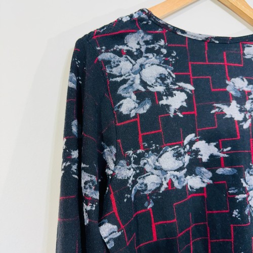 Orientique Floral Long Sleeve Top 12 Black Red Blue Geometric Block Pattern - Bild 14 von 17