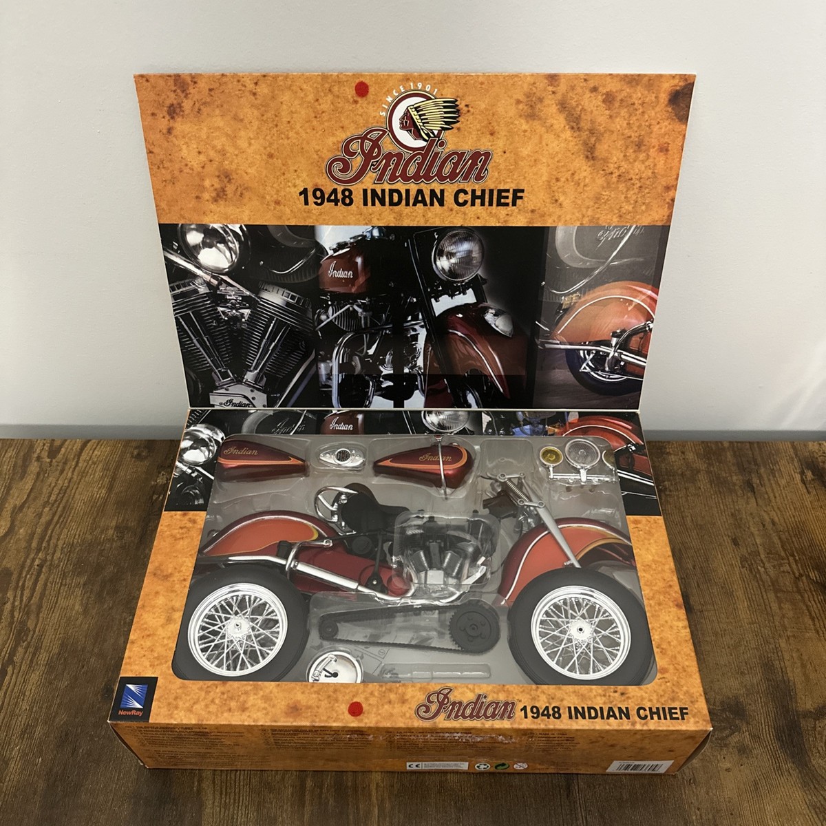1948 Indian 1:6スケールモデル本日のみ Vintage New Ray 1948 Indian Chief Motorcycle 1:6 Scale