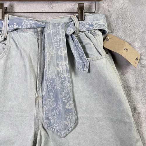 Gloria Vanderbilt Vintage Deadstock Denim Shorts Size 10 Light Wash Belted 90s - Picture 4 of 19