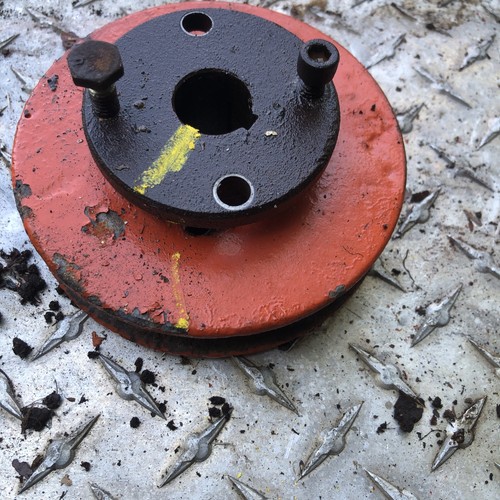 HUSILLO POLEA CORTACÉSPED ACABADO MONTAJE TRASERO MADERAS RM59 10551 - Imagen 2 de 8